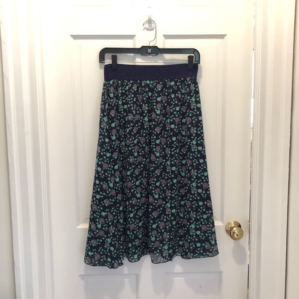 Lularoe skirt